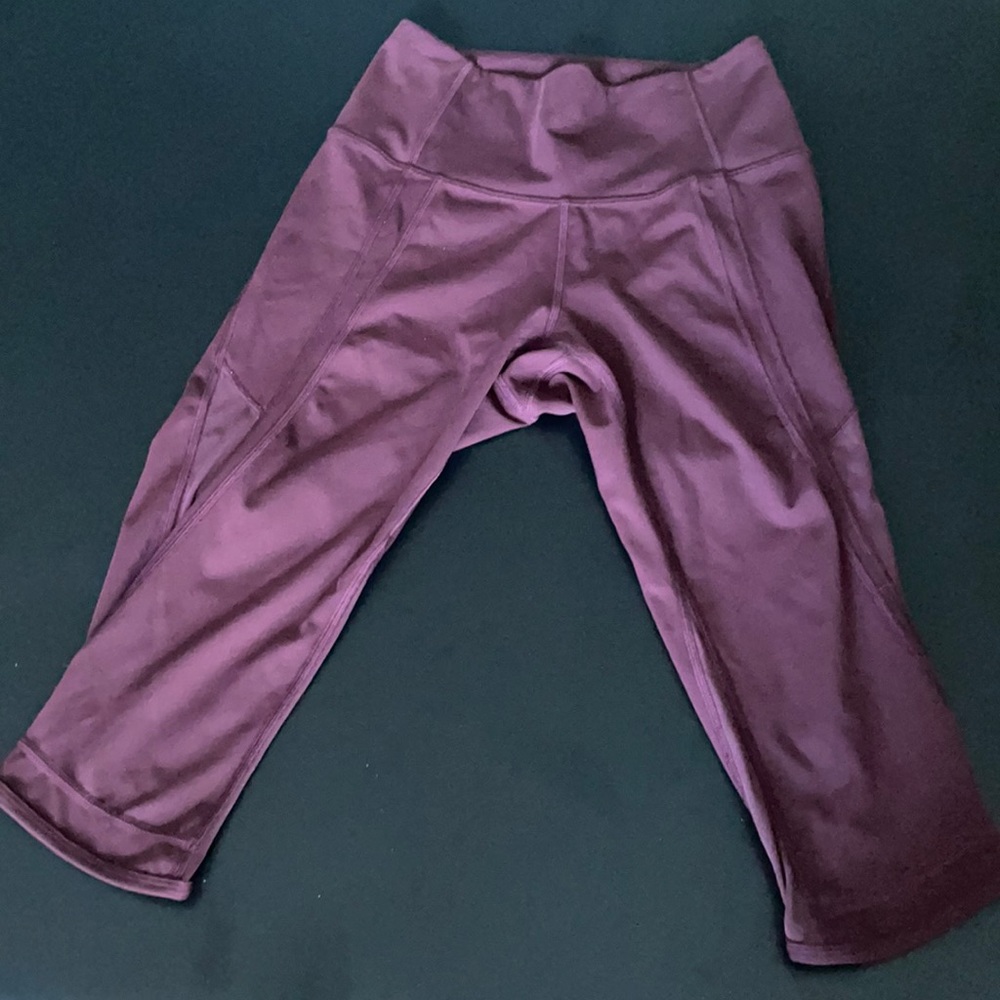 LULULEMON CROPPED PANT